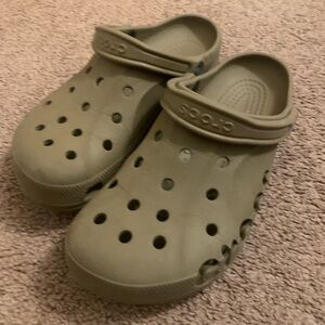 Crocs size 10